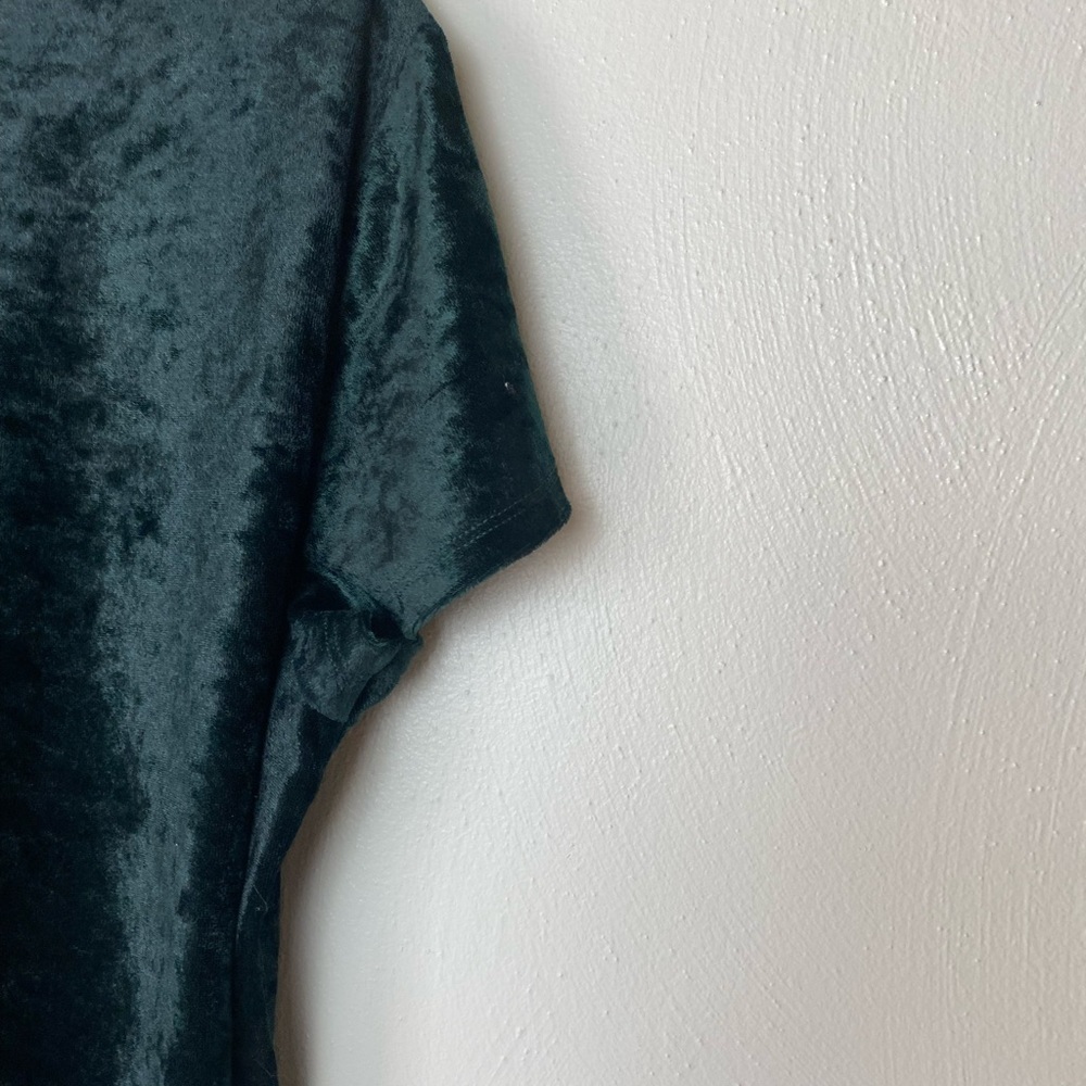 City Streets. Velvetizes Crushed Top.  (Blouse)  Green. Sz L. - Picture 5 of 8